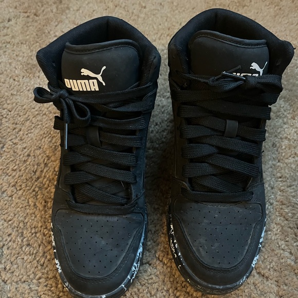 Boys Puma Shoes - Picture 2 of 5